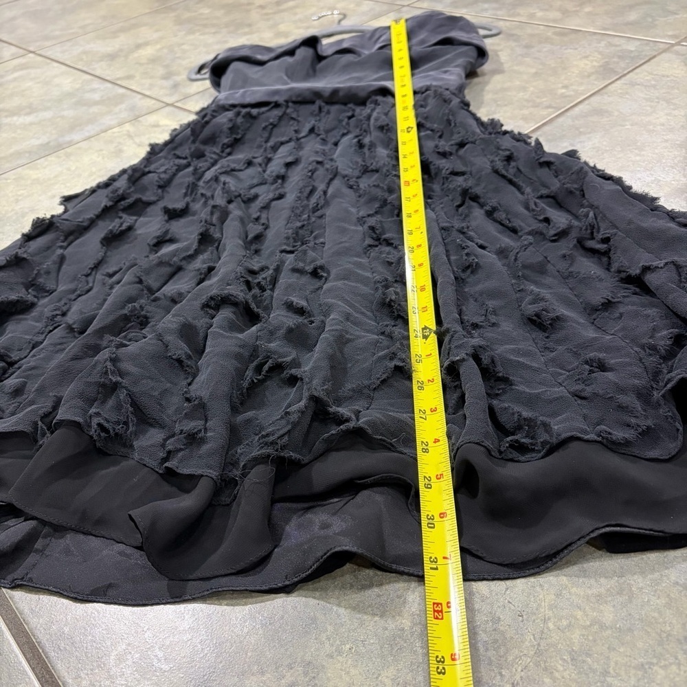 White House Black Market Ruffled Strapless Cocktail Fit N Flare Silk Dress Sz 0 - Picture 11 of 11